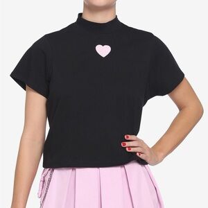 Hot Topic Pink‎ Heart Mock Neck Junior Girls Valentines Day Tee
